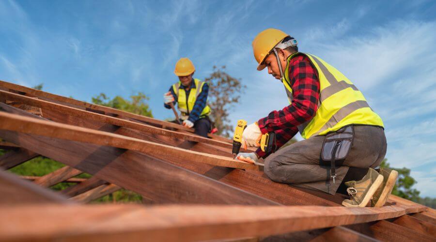 Professional Flat Roofing Installation services in Clovis, CA
